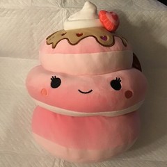 Squishmallow 11″ Shelly the Strawberry Pancake Stack Valentine NWT Soft Plush