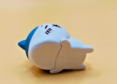 Chiikawa Hachiware Interior Mini Figure EIKOH Sleeping 3.5cm (1.4in)