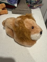 Russ Burgess Lion Plush Stuffed Animal Small 6-14 in Model 936 Age 3-7 Years