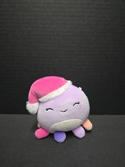 SQUISHMALLOWS 5” BEULA The Octopus With A Pink Santa Hat