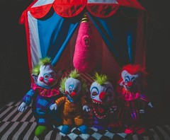 Toynk Killer Klowns from Outer Space Cotton 12 Inch, Candy Cocoon