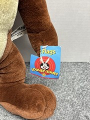 Looney Tunes Tasmanian Devil TAZ Plush 15″ Six Flags Exclusive