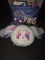 Angel Whispers Vinyl Face Collectibles Surprise Plush Clip-On MYSTERY EDITION