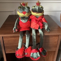 Amscan Royal King Queen Plush Kiss Me Frogs Red Night Clothes Slippers Valentine