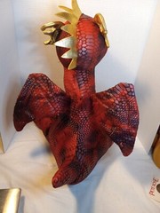 Hug Me Large Stuffed Gold and Red Dragon 18″ Roaring and Eyes light up Works!