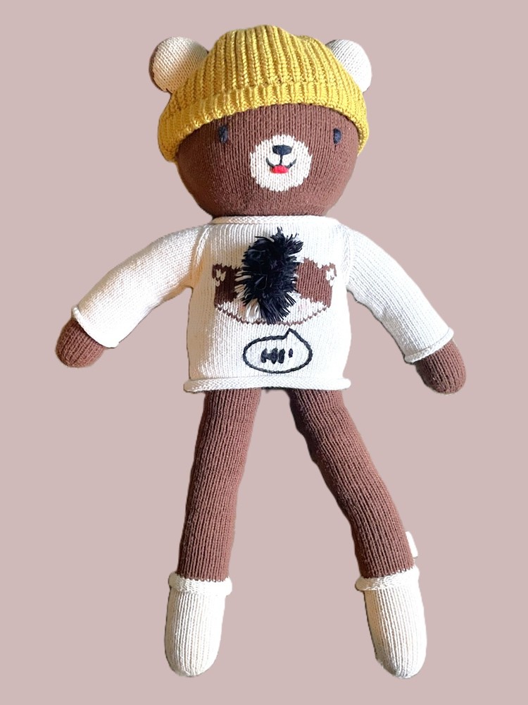 Red & Olive 20″ Plush Hand Knit Brown Cat Beige Hat and White Sweater