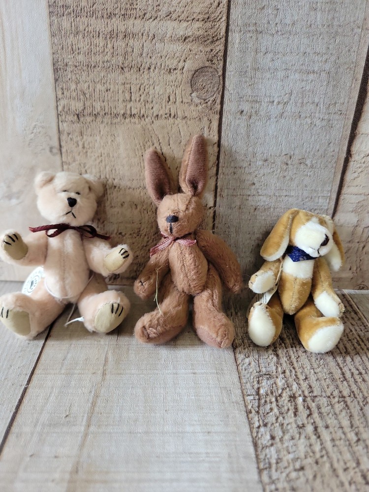 2 Vtg Retired Boyds Bears TF Wuzzies Bear Dog Tags Jointed Mini Plush Tan Brown