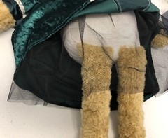 Golden Bear Plush JC Penney Holiday Collection Victorian 27″ Velvet Hat NWT 2002