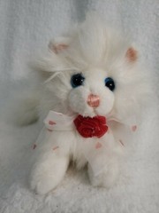 Caltoy Valentines Day White Plush Blue eyed Kitty Cat Heart Bow And Red Flower