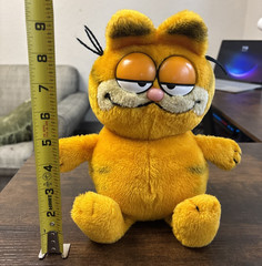 Vintage Garfield Plush Stuffed Animal Bean Bag Cat 1981 -10″ Upright