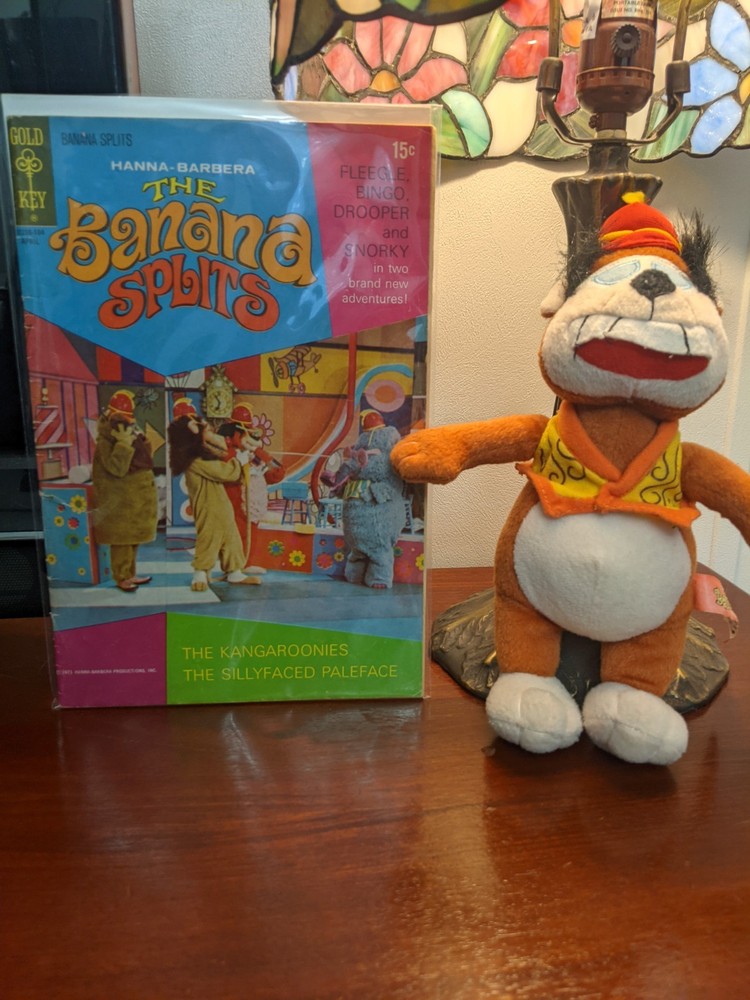 Banana Splits plush with 1971 Comic Book Bundle
