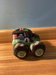 Monster Jam Grave Digger 7″ Plush w/ Motor Sound BNWT