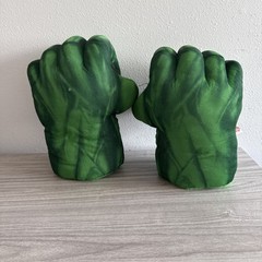 2008 Incredible Hulk Smash Hands Wearable Boxing Squishy Punch Xiangquanwang