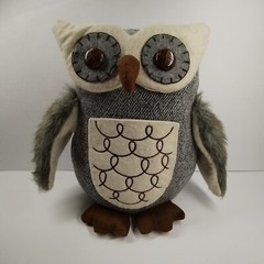 Kohl’s Plush Owl Weighted Brown Autumn 10.5″ tall Sits Up Right Cabin