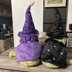 Moonlight Manor Frog Wizard & Frog W/ Pumpkin Plush Green/Purple Halloween NEW