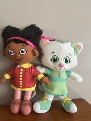 Daniel Tiger’s Neighborhood Elaina & Katerina 7″ Plush Kitty Cat Fred Rogers Co