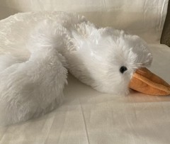 Hugz Official Weighted Stuffed Animal 3.8 lb – Quackers The Duck