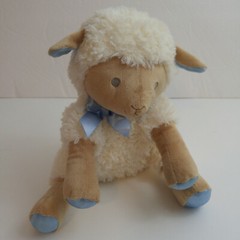 Nurture Musical Plush Lamb Baby Toy Stuffed Animal Twinkle Twinkle Little Star