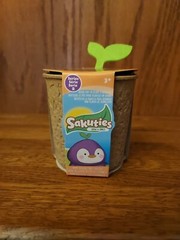 Sakuties Grow A Smile! Series 2 OSCAR Collectible Mini Plush