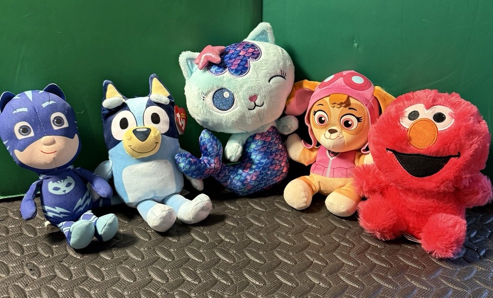 Preschool Plush Lot Of 5 Bluey TY Heart Tag Elmo Skye Paw Patrol Mercat Catboy