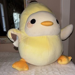 Round1 Exclusive Honeymaru Banana Duck with Knife 18IN Plush NWT
