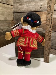 Historic Royal Palaces Tower of London Beefeater Bean Bag Bear NEW with Tags