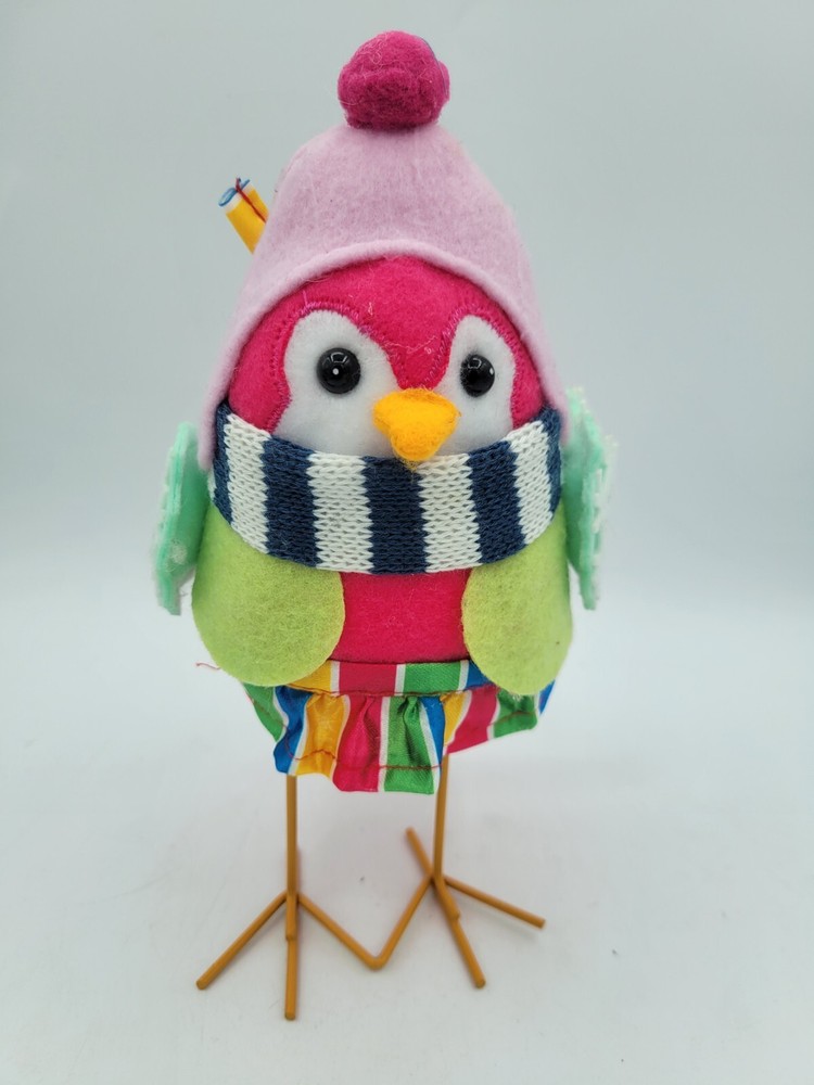 Dan Dee Collector’s Choice Winter Felt Target Featherly Friend Style Bird 8 inch