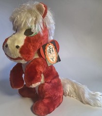 1950’s Snuggly Midget Zoo Original Candy Apple Red ❤️ Horsey-designed by ‘Evan’￼